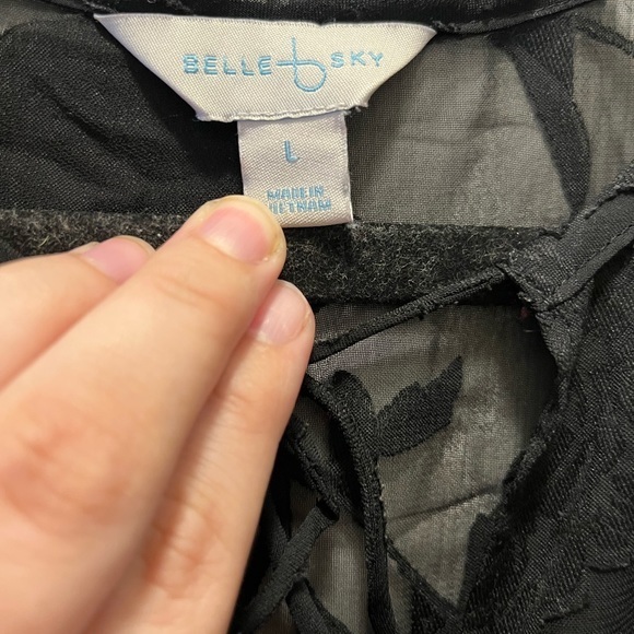 Belle‎ Sky Plunge Peplum Chiffon Top - Picture 8 of 10